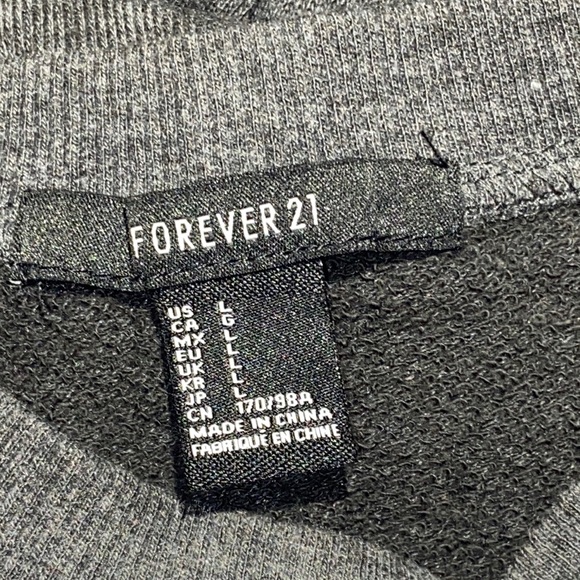 Sequin Hot Lips Sweatshirt - Picture 5 of 7